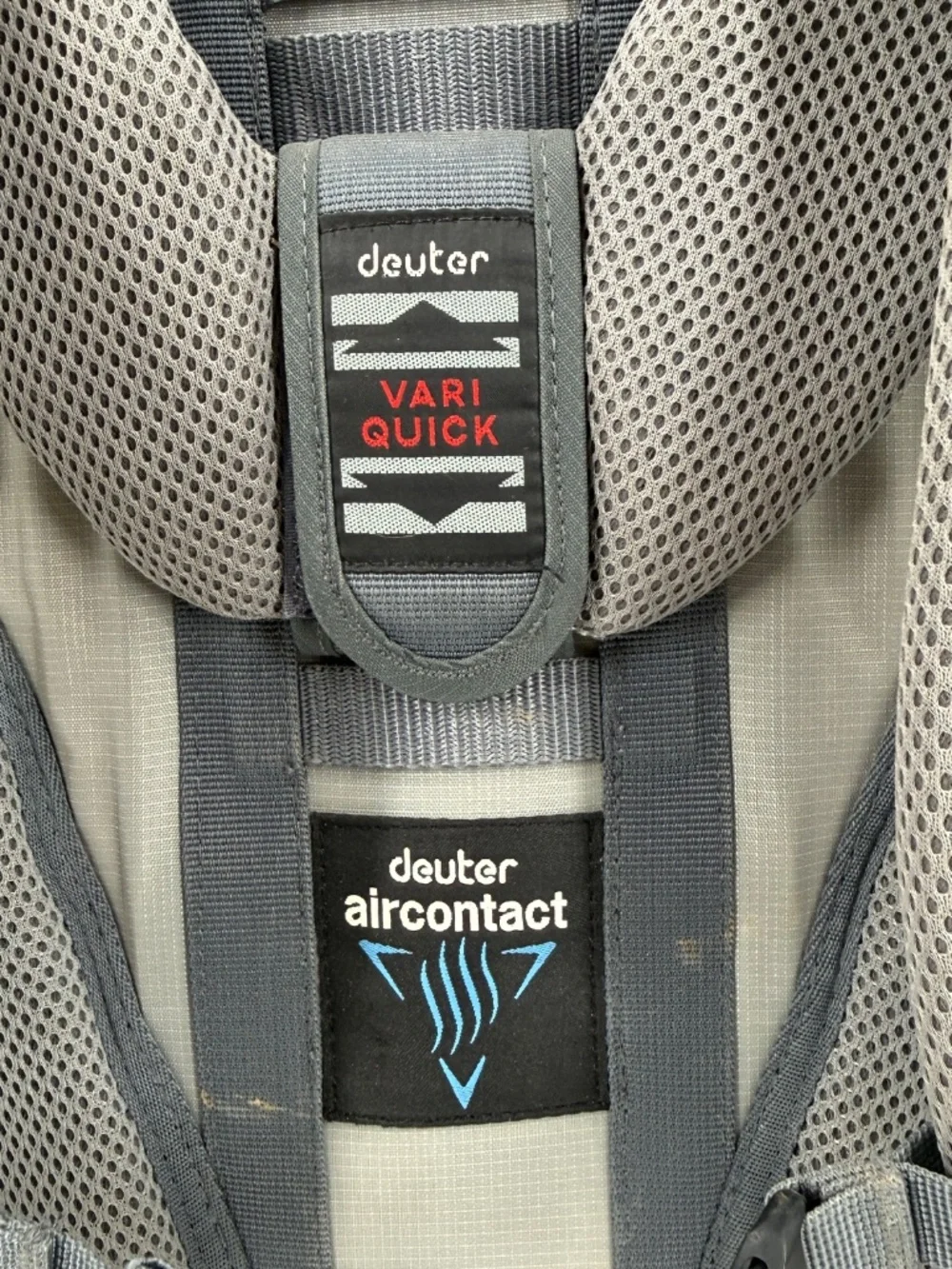 Deuter ACT Zero 60L + 10L Aircontact Backpacking Pack Gray Black Hiking Rucksack